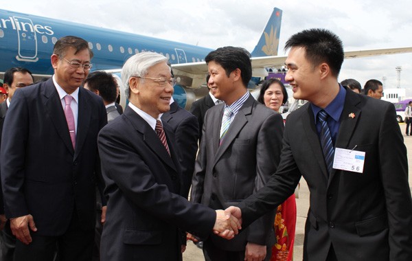 Party General Secretary Nguyen Phu Trong begins an official visit to Thailand - ảnh 1